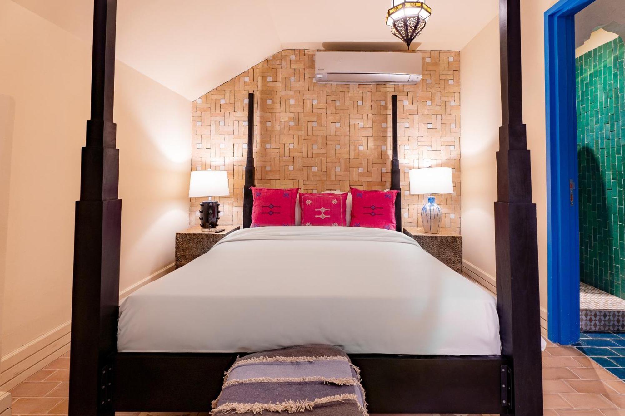 Amazinn Places Boutique Casa Marroqui *